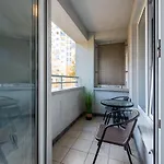 Sunline Apartman *
